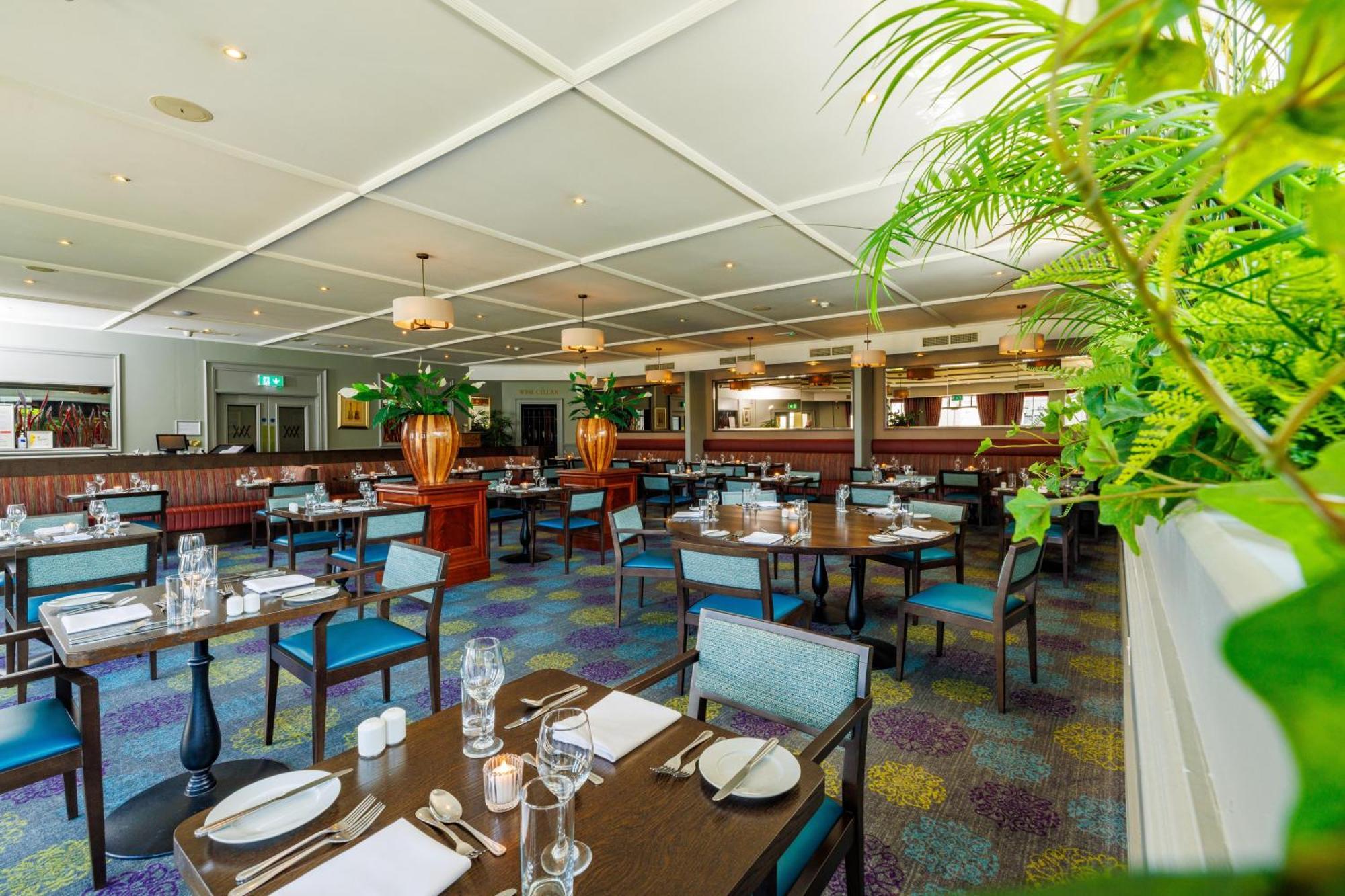 Mount Wolseley Hotel Spa & Golf Resort Tullow Exteriör bild