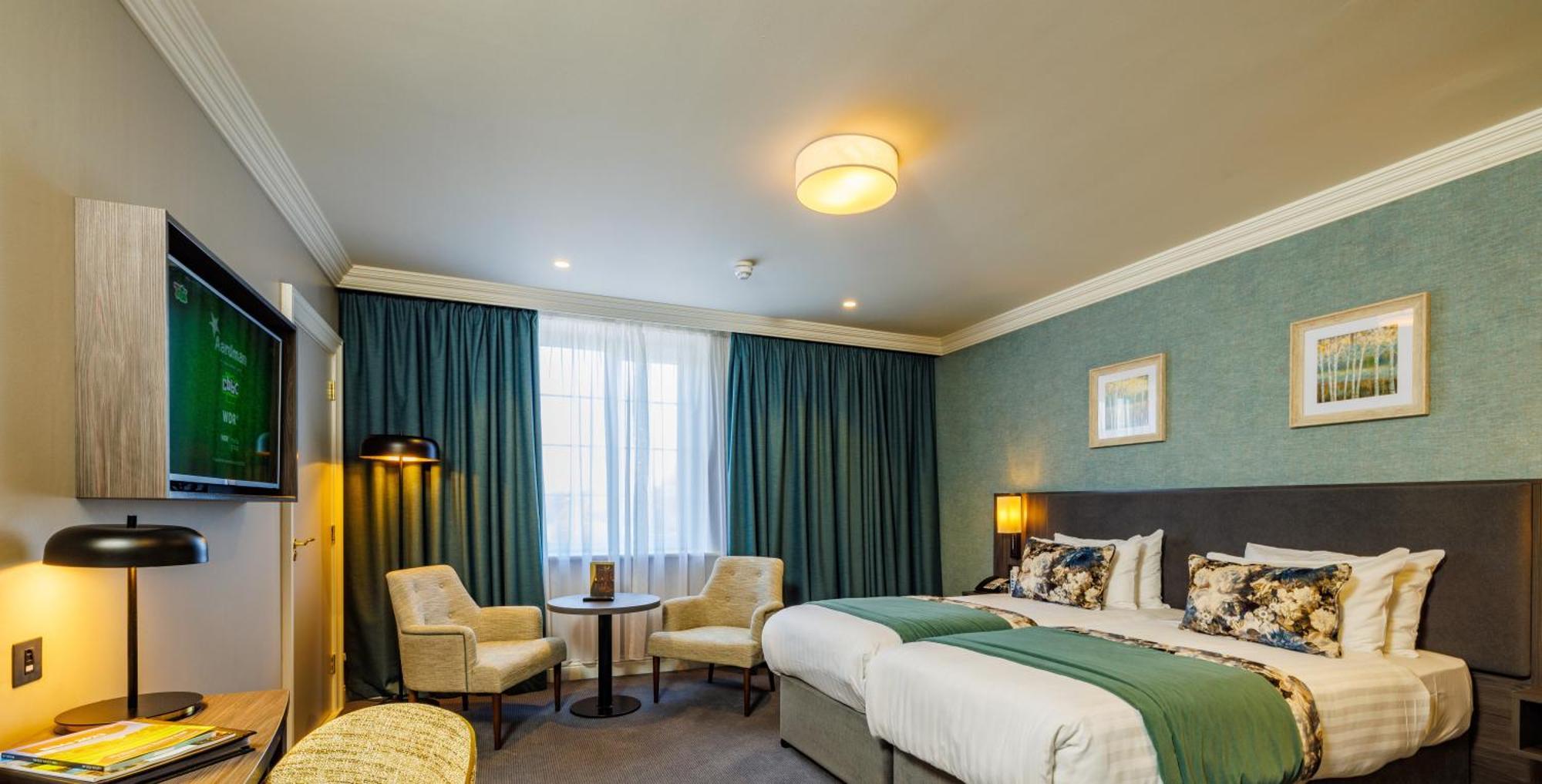 Mount Wolseley Hotel Spa & Golf Resort Tullow Exteriör bild