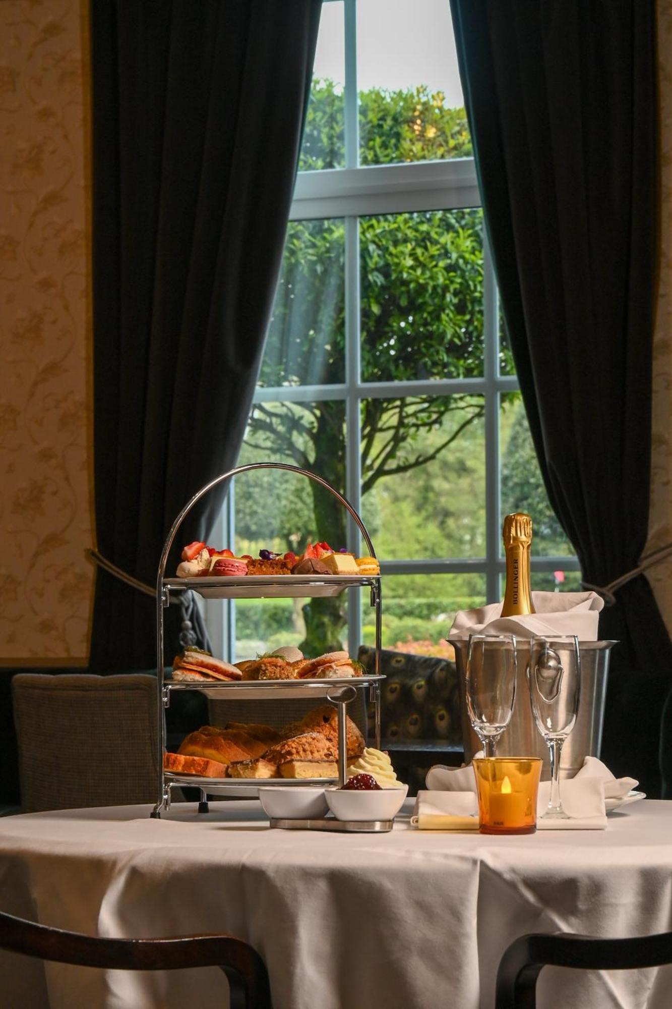 Mount Wolseley Hotel Spa & Golf Resort Tullow Exteriör bild