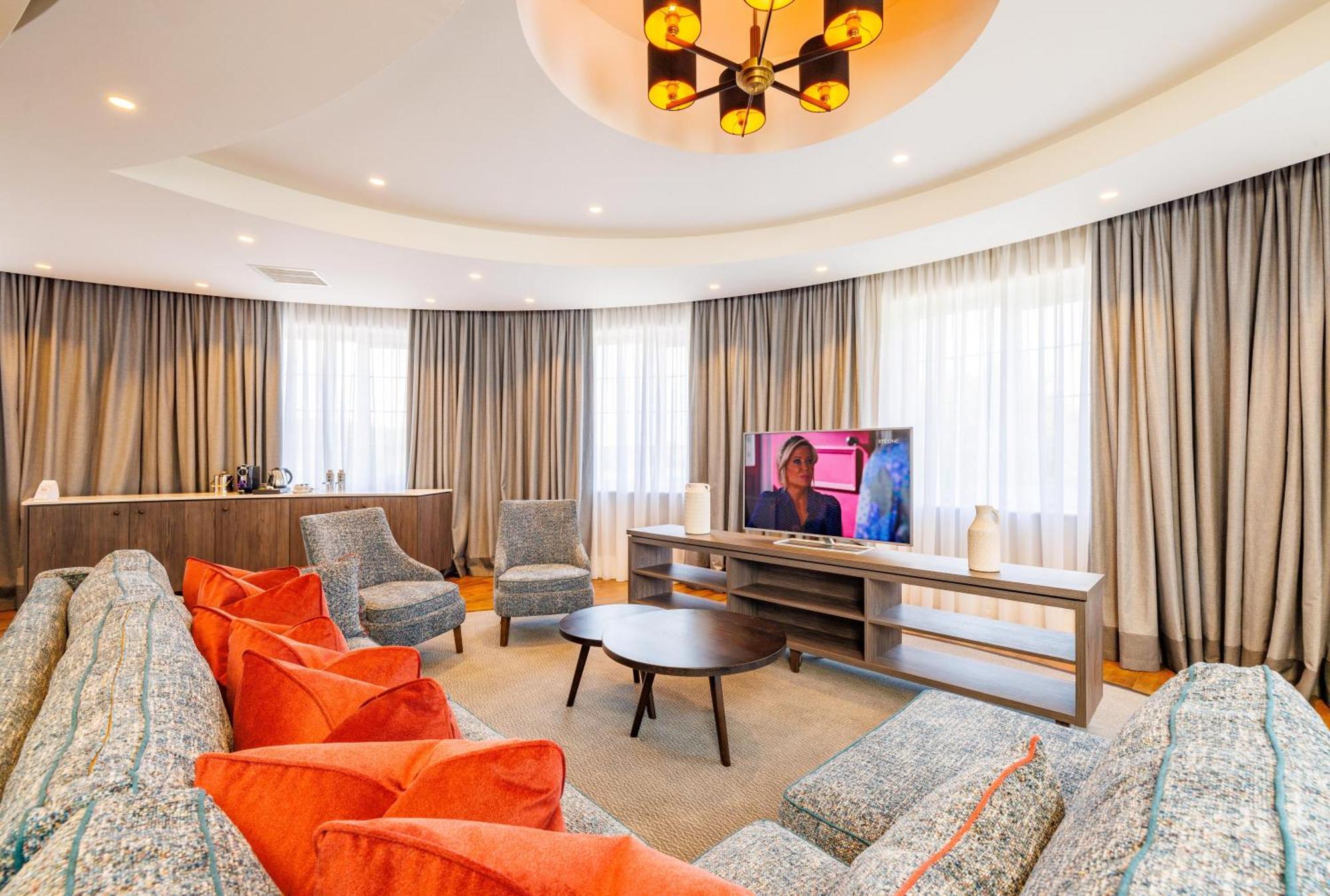 Mount Wolseley Hotel Spa & Golf Resort Tullow Exteriör bild