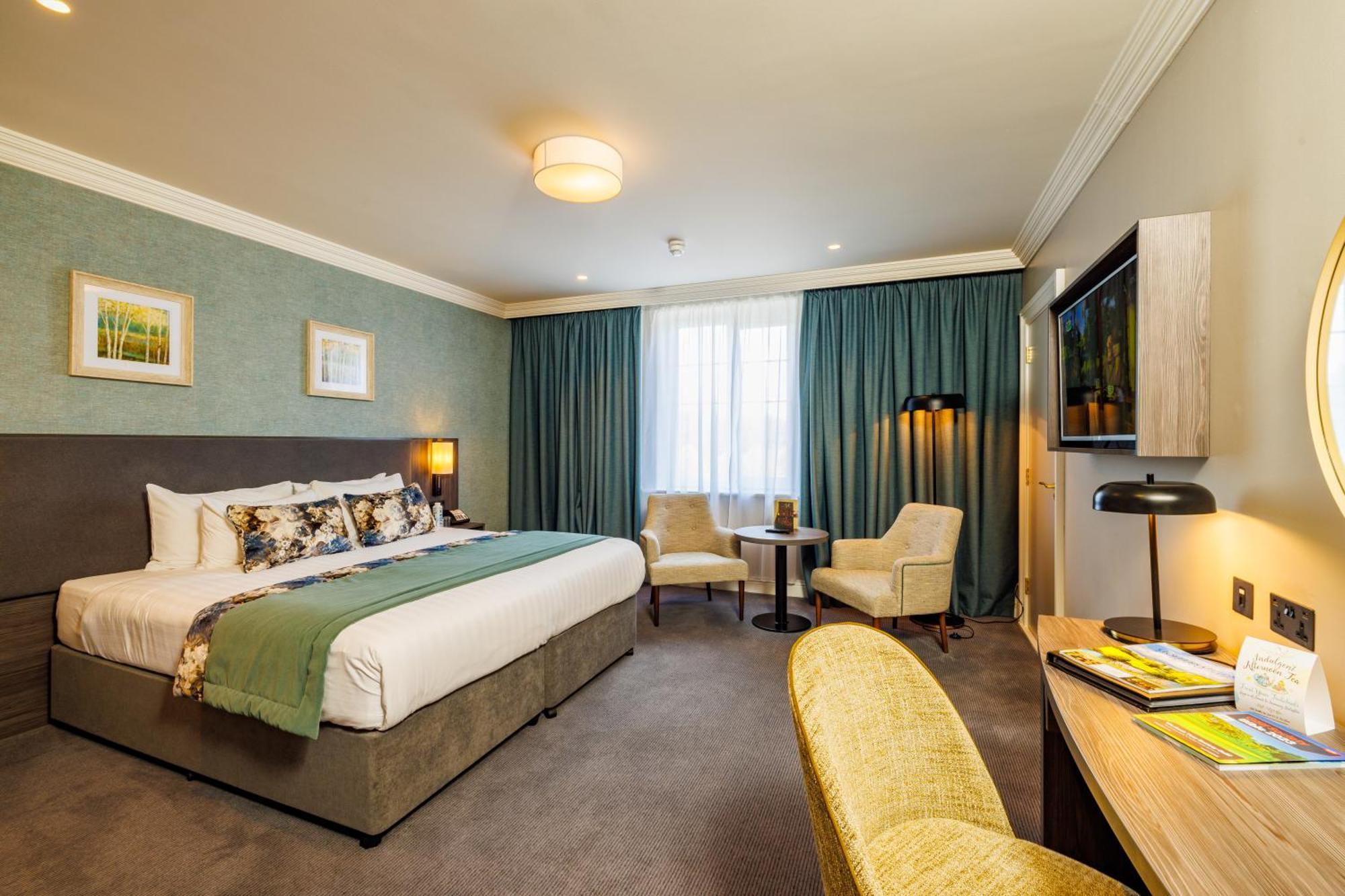 Mount Wolseley Hotel Spa & Golf Resort Tullow Exteriör bild
